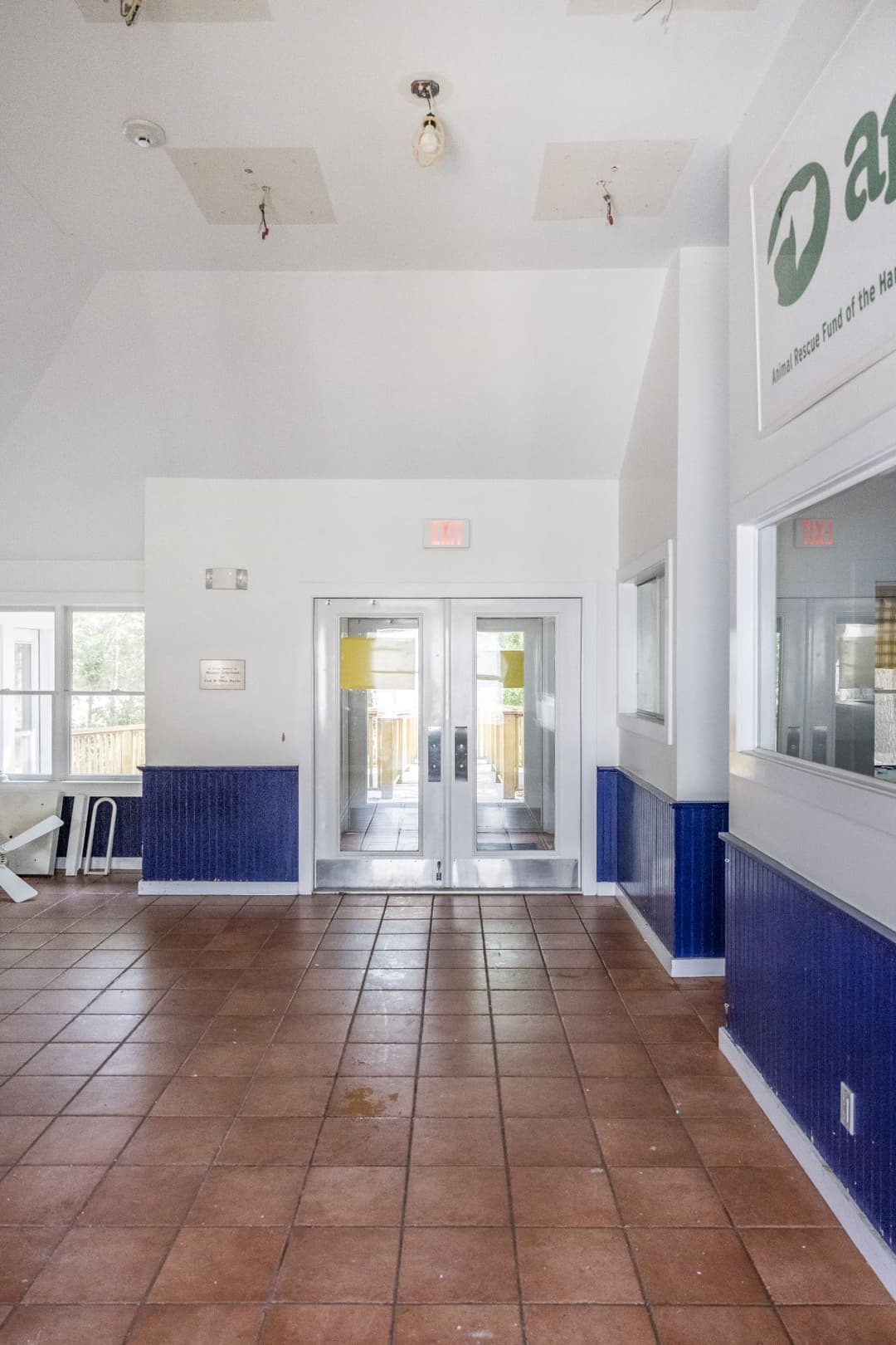 8.7.2021 Lobby Entrance, photo Lena Yaremenko